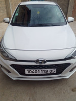 moyenne-berline-hyundai-i20-2019-facelift-barika-batna-algerie