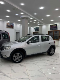 voitures-dacia-sandero-2017-stepway-bouira-algerie