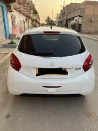 voitures-peugeot-208-2014-allure-sidi-okba-biskra-algerie