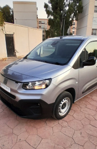 voitures-fiat-doblo-2024-kouba-alger-algerie