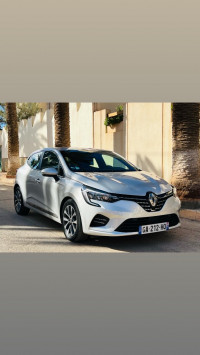 voitures-renault-clio5-2023-intens-oran-algerie