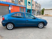 سيارات-renault-megane-1-2001-المدية-الجزائر