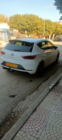 voitures-seat-leon-2018-fr15-el-attaf-ain-defla-algerie