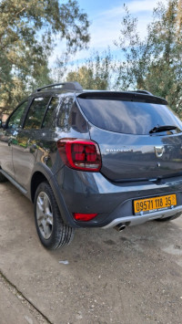 voitures-dacia-sandero-2018-stepway-restylee-boumerdes-algerie