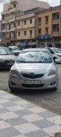 voitures-toyota-yaris-sedan-2013-sd-23-souk-ahras-algerie