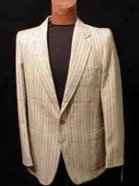 **LIQUIDATION** je vend 3 veste deux classique & un blouson cuir 