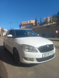 voitures-skoda-fabia-2013-saoula-alger-algerie