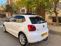 voitures-volkswagen-polo-2013-life-les-eucalyptus-alger-algerie