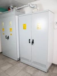 Armoire ventilée pour stockage produits inflammable de laboratoire