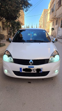 voitures-renault-clio-campus-2012-bye-aflou-laghouat-algerie