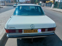 voitures-mercedes-classe-e-1983-bouira-algerie