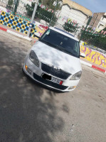 citadine-skoda-fabia-2013-style-tizi-ouzou-algerie