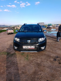 voitures-dacia-sandero-2015-stepway-skikda-algerie