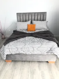 Lit coffret capitonné 