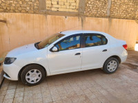 voitures-renault-symbol-2015-ghardaia-algerie