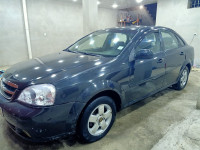 voitures-chevrolet-optra-4-portes-2010-constantine-algerie