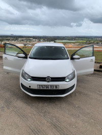 voitures-volkswagen-polo-sedan-2013-zeralda-alger-algerie