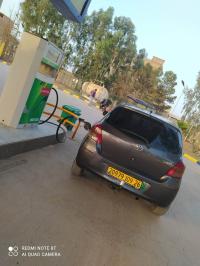 سيارات-toyota-yaris-2009-بني-سليمان-المدية-الجزائر