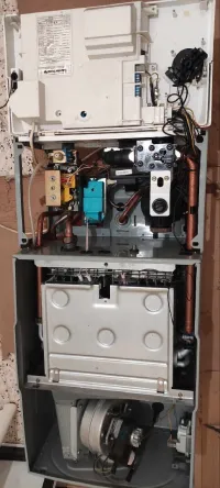 Chaudière saunier Duval 24 kW cheminée et ventouse 