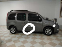 voitures-renault-kangoo-2021-menaceur-tipaza-algerie