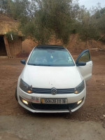 voitures-volkswagen-polo-2011-style-douaouda-tipaza-algerie