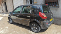 voitures-renault-scenic-2009-chiffa-blida-algerie