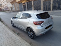 voitures-renault-clio5-2023-mostaganem-algerie