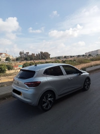 voitures-renault-clio5-2023-rs-line-mostaganem-algerie