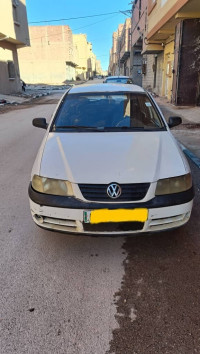 voitures-volkswagen-gol-2005-djelfa-algerie