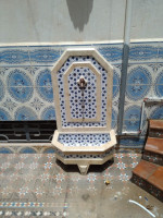 بناء-و-أشغال-fabrication-du-fontaine-murale-et-instalation-sur-place-بئر-الجير-وهران-الجزائر