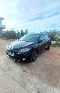 voitures-renault-megane-3-2013-expression-guelma-algerie