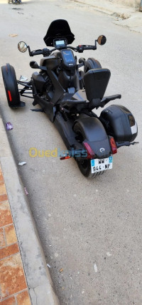 motos-et-scooters-can-am-2021-oran-algerie