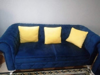 seats-sofas-salon-style-shesterfield-5-places-et-un-fauteuil-royal-ouled-fayet-algiers-algeria