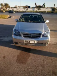 Chevrolet Optra 4 portes 2010 Optra 4 portes