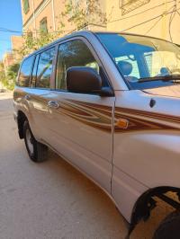 voitures-toyota-land-cruiser-2004-laghouat-algerie