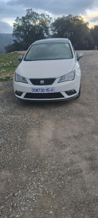 voitures-seat-ibiza-2015-crono-souk-ahras-algerie