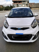 voitures-kia-picanto-2014-pop-sedrata-souk-ahras-algerie