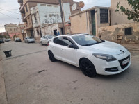 voitures-renault-megane-3-cc-2013-zeralda-alger-algerie