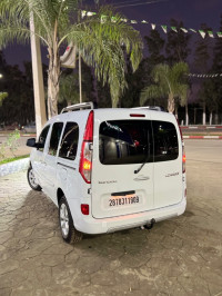 voitures-renault-kangoo-2019-privilege-plus-blida-algerie