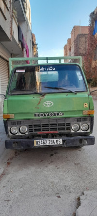 camion-toyota-dyna-batna-algerie