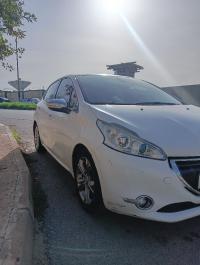 voitures-peugeot-208-2014-allure-rouiba-alger-algerie