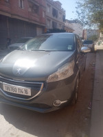 voitures-peugeot-208-2014-allure-baraki-alger-algerie