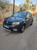 voitures-dacia-sandero-2019-stepway-restylee-el-guerrara-ghardaia-algerie