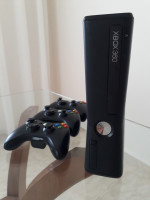 consoles-xbox-360-500g-70-jeux-installe-3-manettes-mahelma-alger-algerie