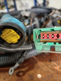 FAISCEAU MOTEUR  Renault  Peugeot 