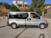 camion-renault-trafic-2009-tizi-ouzou-algerie