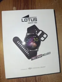Montre connectée Lotus avec 3 bracelets (cuir silicone et acier)