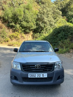 voitures-toyota-hilux-2012-ouaguenoun-tizi-ouzou-algerie