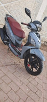 motos-scooters-st-sym-2022-mouzaia-blida-algerie