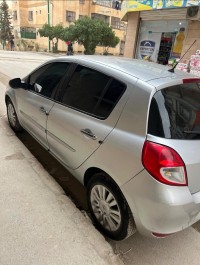 سيارات-renault-clio-3-2009-برج-بوعريريج-الجزائر